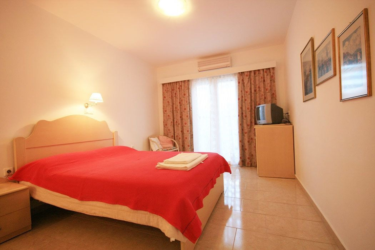Bedroom 5, Leonardos Apartments, South Aegean