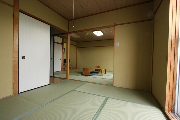 Bedroom 2, Hotel Ryuo, Yamanouchi