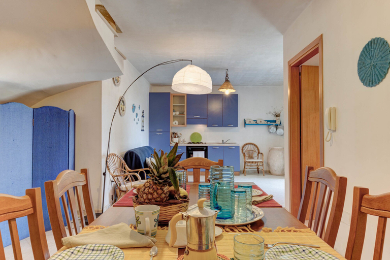 Others 5, Casa Anna, Lecce