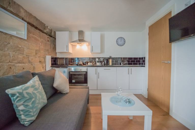Others 4, Kirkstall Bridge Apartments - 25, Leeds