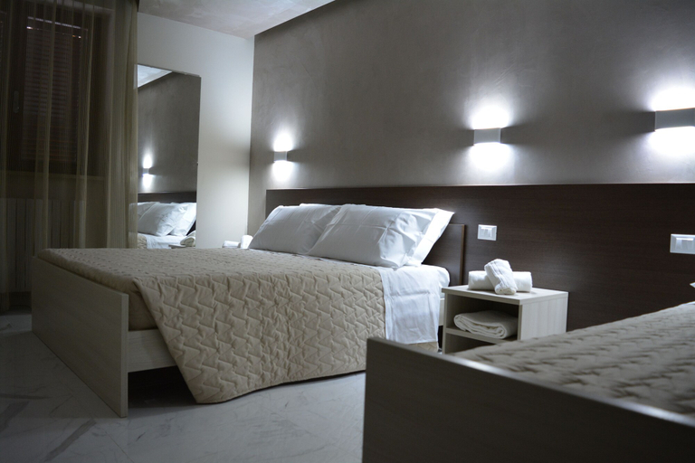 Bedroom 5, B&B Le Mura, Lecce