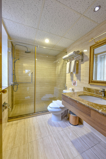 Bathroom 4, Boutique Garden Hotel, District 7