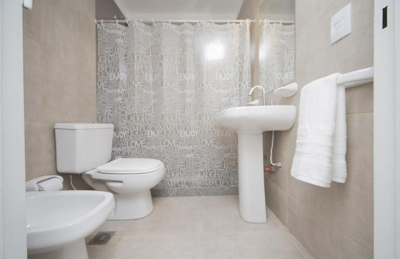Bathroom, WX2 Venezuela Apartment, Capital