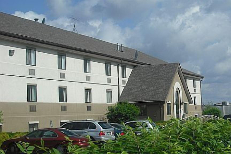 Exterior & Views, Studio Lodge Springdale Cincinnati, Hamilton