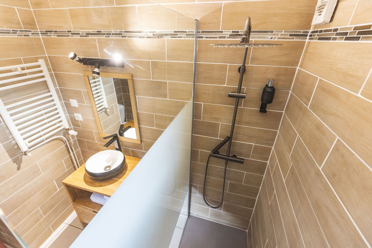 Bathroom 5, Chalet Ouréa, Hautes-Pyrénées