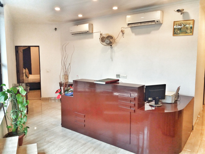 Public Area 3, Airport Hotel Delhi Aerocity, West