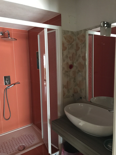 Bathroom 5, Il Giardino di Graziella, Messina