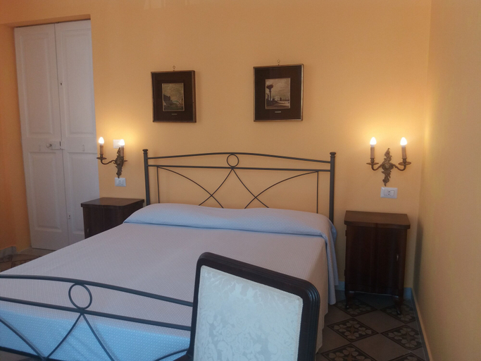 Bedroom 2, Antico Palazzo Spinola, Lecce