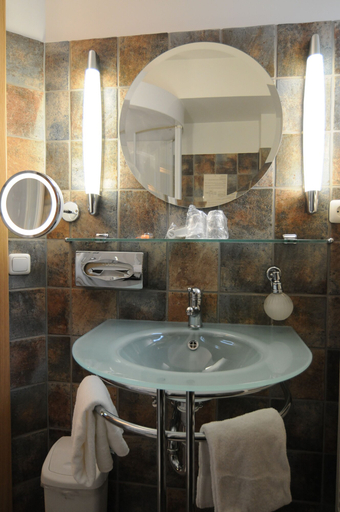 Bathroom 4, City Hotel, Heinsberg