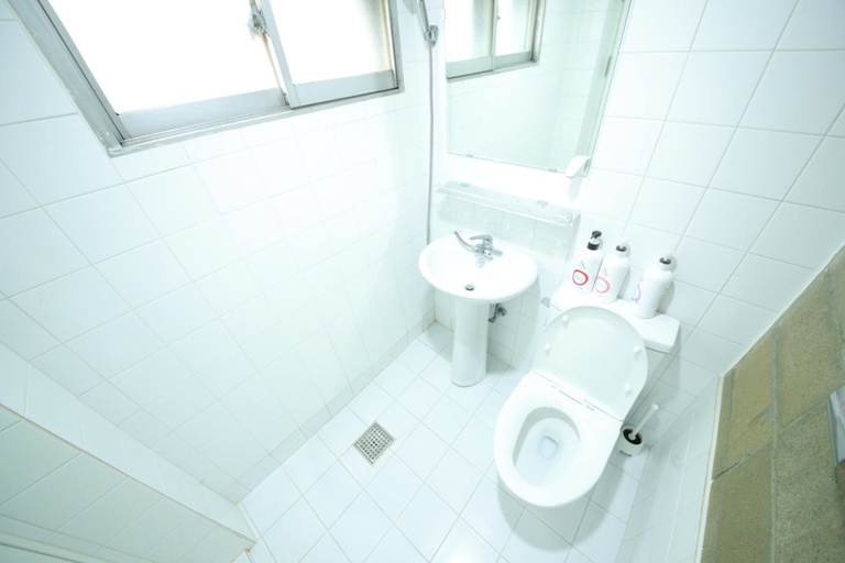 Bathroom 5, Stitches House - Hostel, Mapo