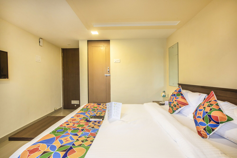 Bedroom 4, FabHotel Silver Lake, Mumbai Suburban