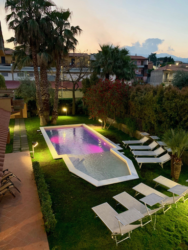 Exterior & Views, Villa Le Palme, Catania