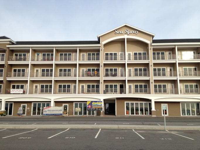 Exterior & Views 2, Sea Spray Condo, Rockingham