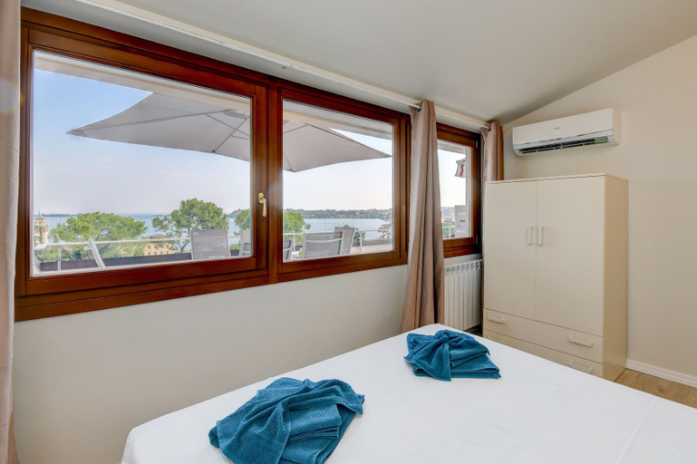 Bedroom 3, Cupido, Brescia