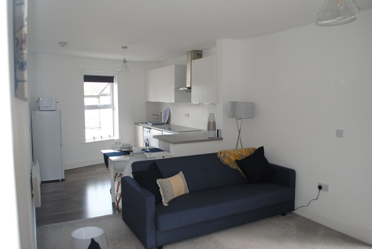 Others 5, Bellevue Apartment, Bristol