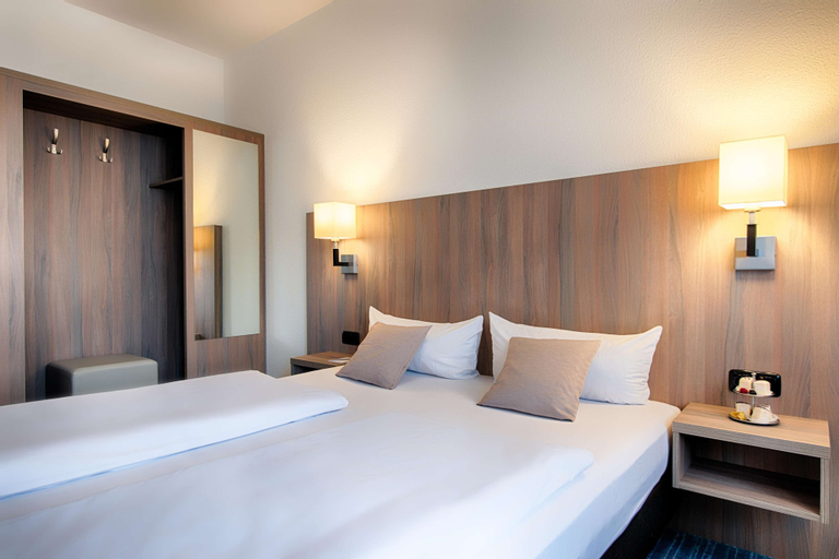 Bedroom 29