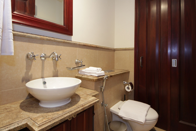 Bathroom 4, Piks Key - Miska 3, Dubai
