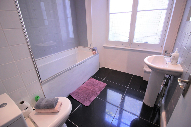 Bathroom 4, Paddington Guest Apartment, London