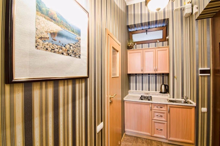 Others, 1 Bedroom Apartment Ave. Svobody 31, L'vivs'ka