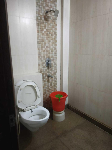 Bathroom, ADB Rooms Hotel Chander Palace, Delhi