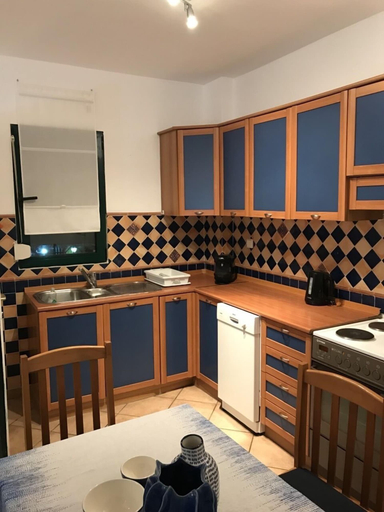 Others 5, Stunning sea-front maisonette, Central Macedonia