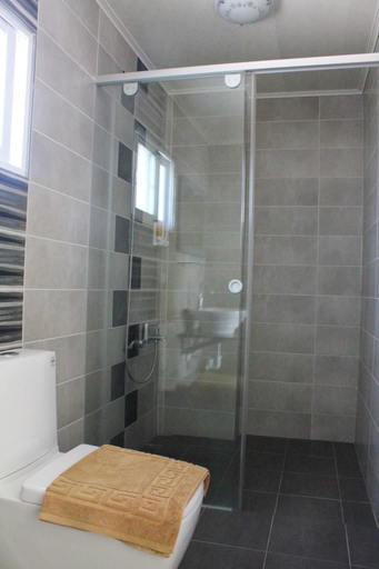 Bathroom 3, Moon Fish, Penghu