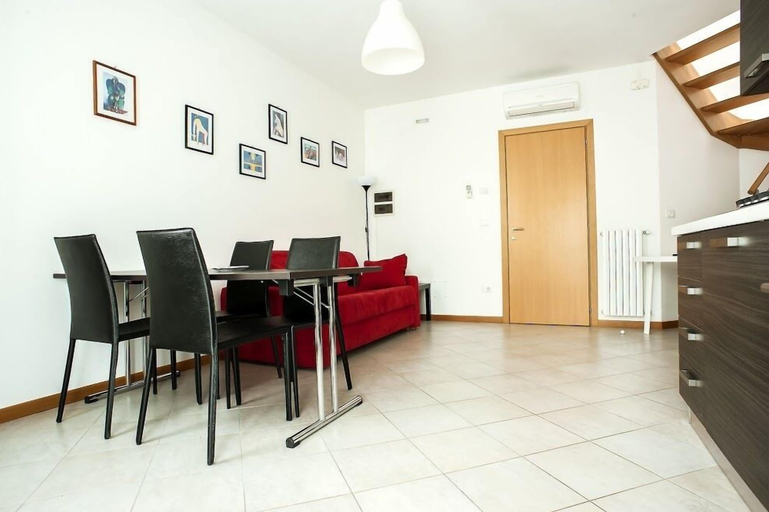 Others 4, Villa Daniela Apt-B, Venezia