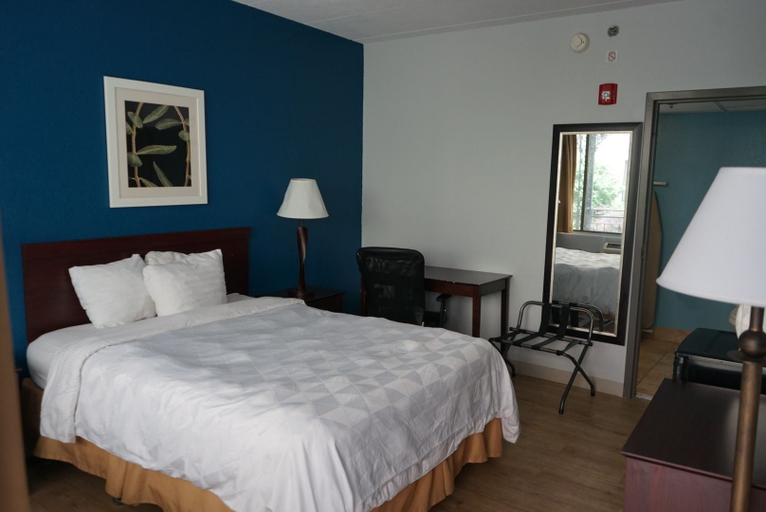 Bedroom 3, Waterfront Inn PHL Airport, Delaware