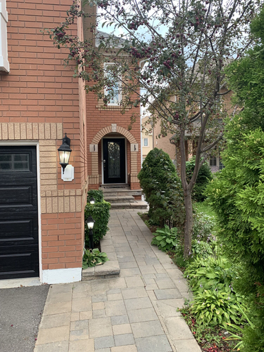 Exterior & Views 2, Beautiful Brampton Home, Peel
