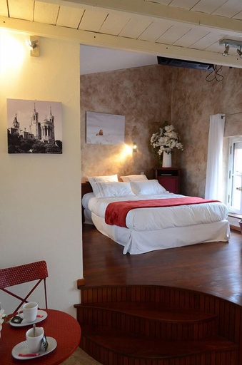 Bedroom 3, Bienvenue Chez Sylvie, Rhône