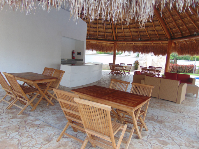 Food & Drinks 5, Villa Happy by Akua, Cozumel