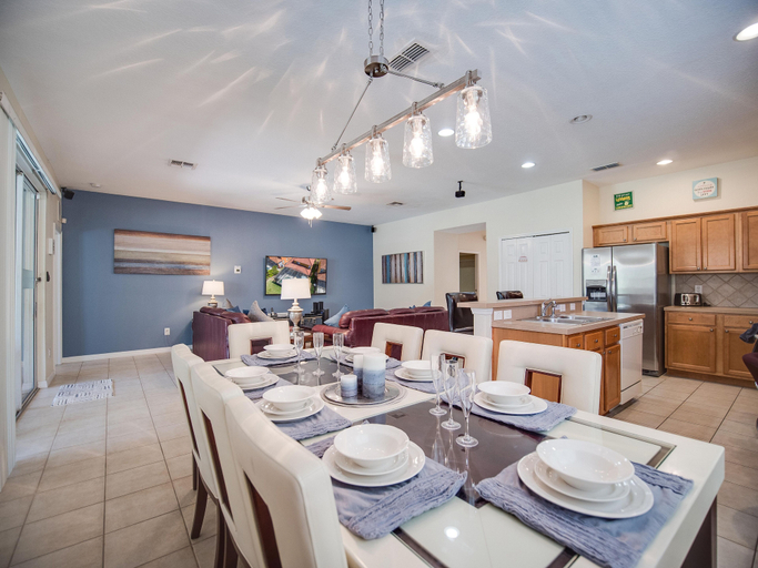 Food & Drinks, Casa Amore 5 Bedrooms, Polk