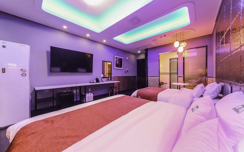 Bedroom 2, Legend Hotel, Gimhae