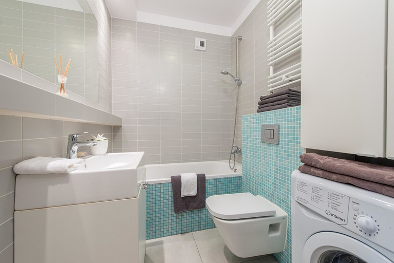 Bathroom, P&O Apartments Obozowa, Warsaw