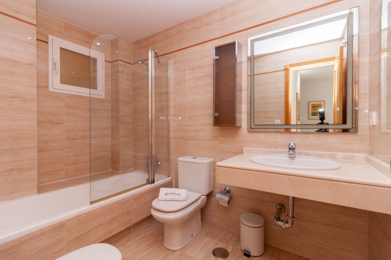Bathroom, Neptuno Playa Nerja, Málaga