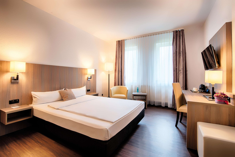 Bedroom 21