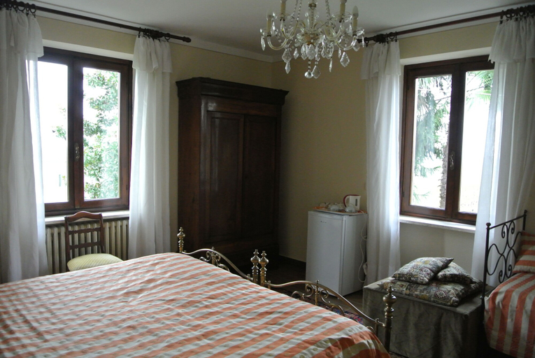 Bedroom 3, Villa Le Rose, Torino