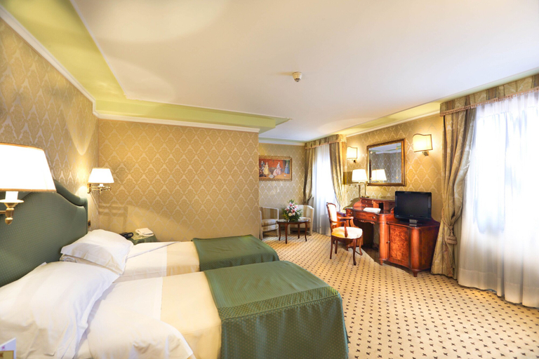Bedroom 3, Colombina Hotel, Venezia