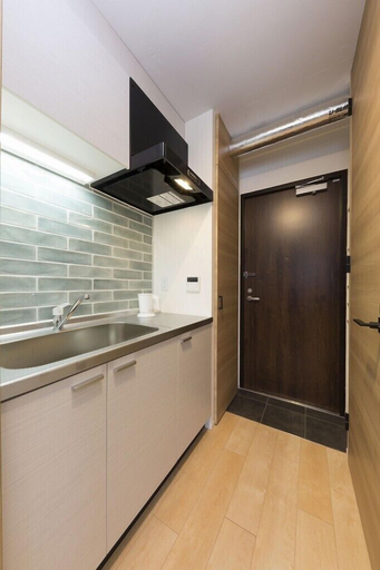Others 5, B1  Maison Philippe Shitaya 201, Taitō