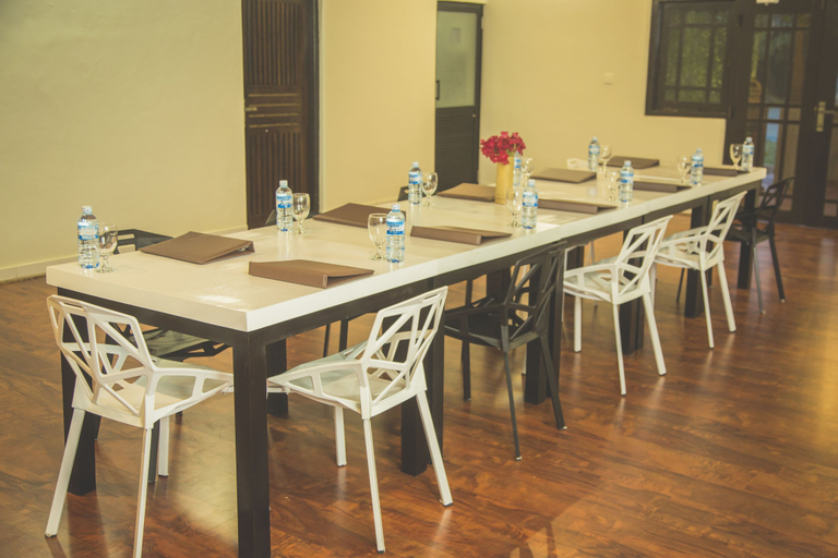 Food & Drinks 5, Tuk Tuk Boutique Hotel, Negombo
