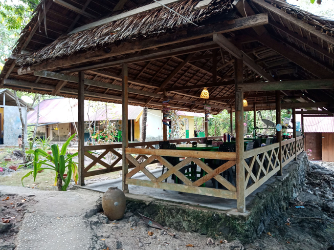 Exterior & Views 2, Hoga Island Dive Resort Wakatobi, Wakatobi