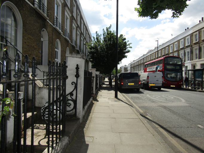 Others 5, Cosy Apartment in Islington - A, London