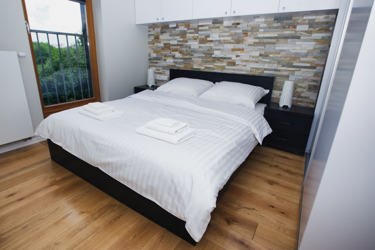 Bedroom 3, City of the Kings Green Silence Apartment, Kraków City