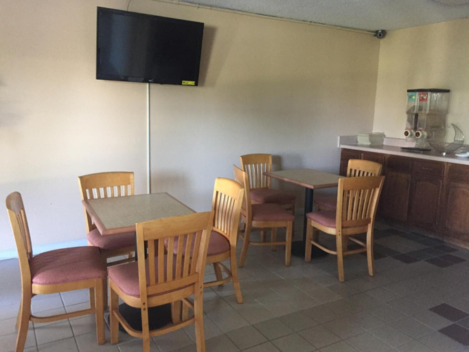 Others 4, Americas Best Value Inn Manchester, TN, Coffee
