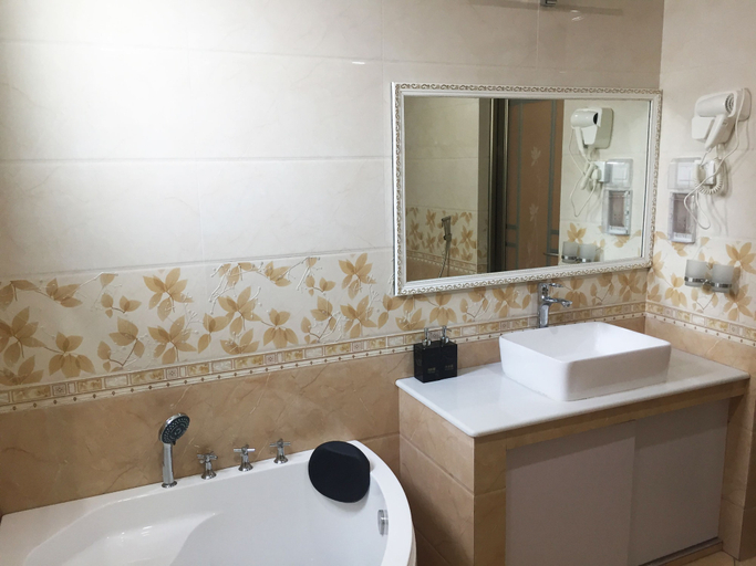 Bathroom 5, Rosemary Boutique, Maafushi Island