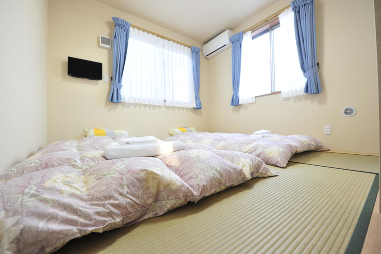 Bedroom 3, Karin Doo Hotel, Narita
