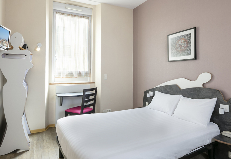 Bedroom 4, L'Esterel, Alpes-Maritimes