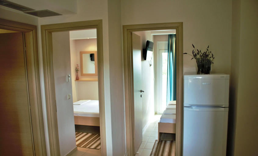 Others 4, Kanali Homes, Epirus