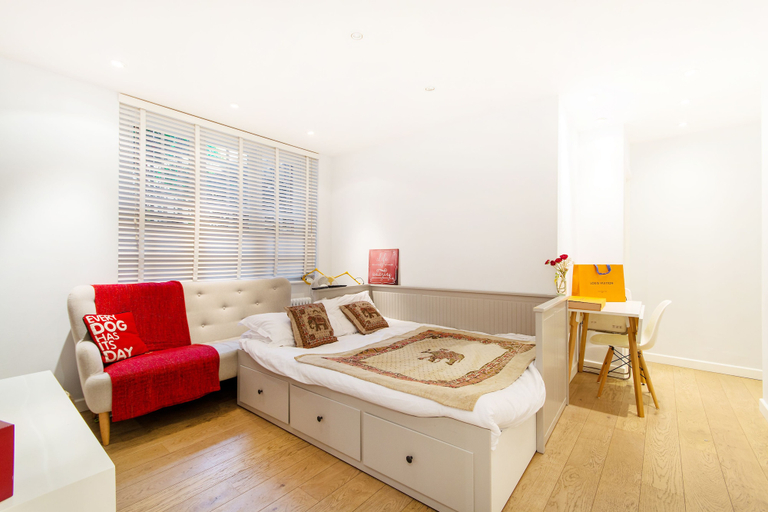 Bedroom 2, London Hideaway I, London