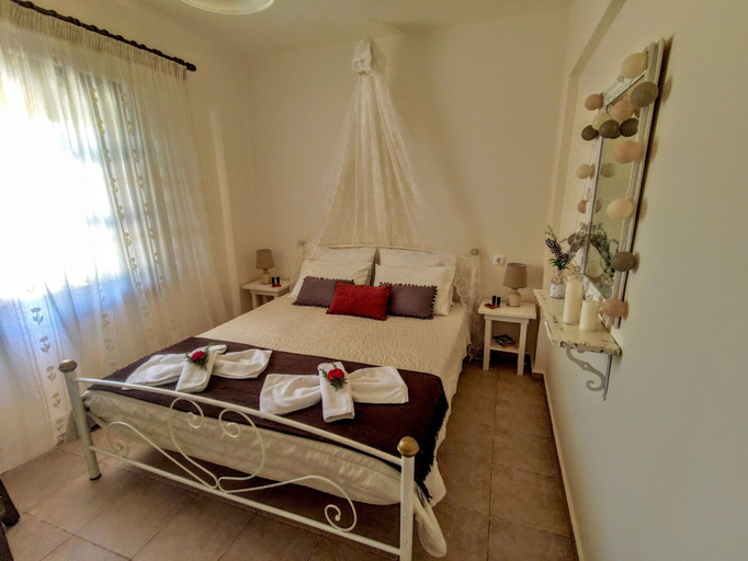 Bedroom 3, Thymes traditional house, Crete
